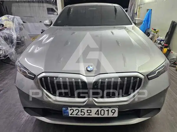 2025 BMW 520