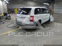 2014 Chrysler TOWN & COUNTRY photo