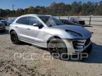 2015 Porsche MACAN photo