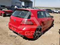 2016 Volkswagen GOLF photo