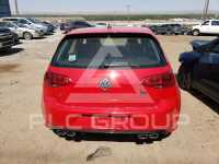 2016 Volkswagen GOLF photo