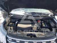 2017 Ford EXPLORER фото