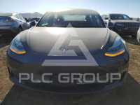 2018 Tesla Model 3 фото