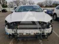 2018 Ford FUSION photo