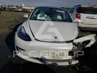 2019 Tesla Model 3 фото
