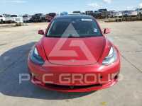 2023 Tesla Model 3 фото
