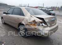2000 Toyota AVALON photo