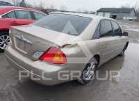2000 Toyota AVALON photo