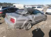 2009 Ford MUSTANG фото