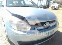 2010 Hyundai Accent фото