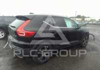 2021 Volvo XC40 фото
