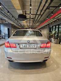 2012 BMW 750