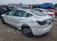 2021 Tesla Model 3 фото