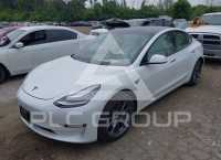 2021 Tesla Model 3 фото