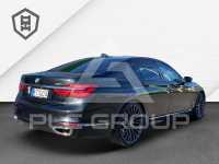 2017 BMW 750