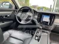 2017 Volvo V90