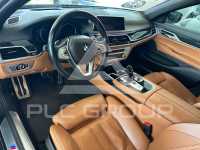 2018 BMW 740
