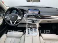 2020 BMW 730