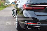 2022 BMW 740