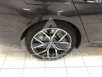 2021 BMW 520