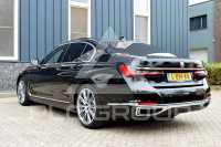 2021 BMW 745