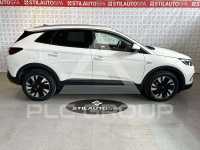 2021 Opel GrandlandX