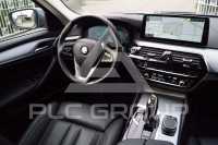 2022 BMW 520