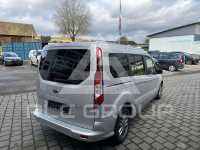 2022 Ford Tourneo