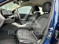 2023 BMW 318