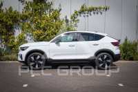 2025 Volvo EX 40