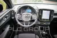 2025 Volvo EX 40