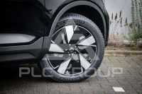 2025 Volvo EX 40