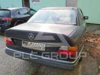1990 Mercedes Benz 200
