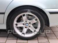 1998 BMW 523