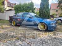 1998 BMW 523