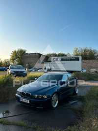 2000 BMW 523