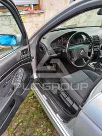 2000 BMW 523