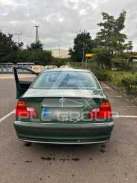 2000 BMW 330