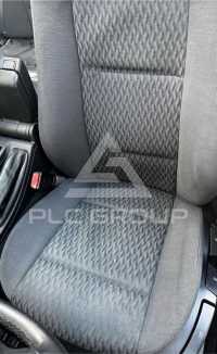 2000 BMW 330