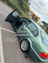2000 BMW 330