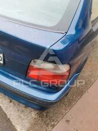 2000 BMW 330