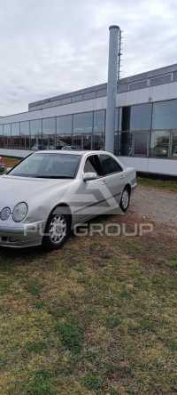 2000 Mercedes Benz E-Class
