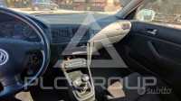 2000 Volkswagen GOLF