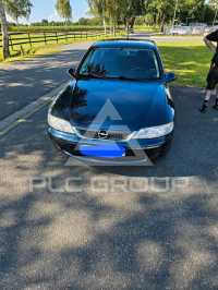 2000 Opel Vectra