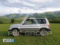 2001 Mitsubishi PAJARO