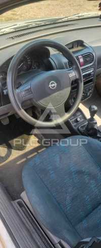 2001 Opel Corsa