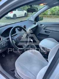 2002 Ford FIESTA