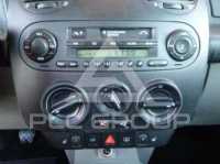 2002 Volkswagen BEETLE