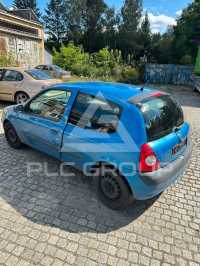 2002 Renault Clio