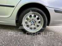 2003 BMW 330
